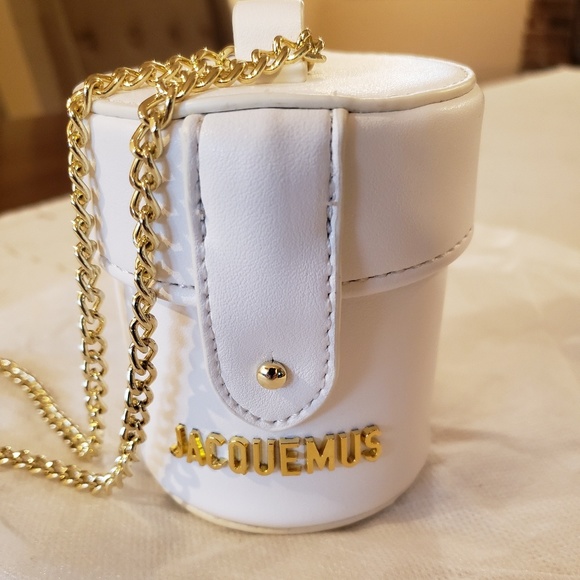 jacquemus le vanity bag